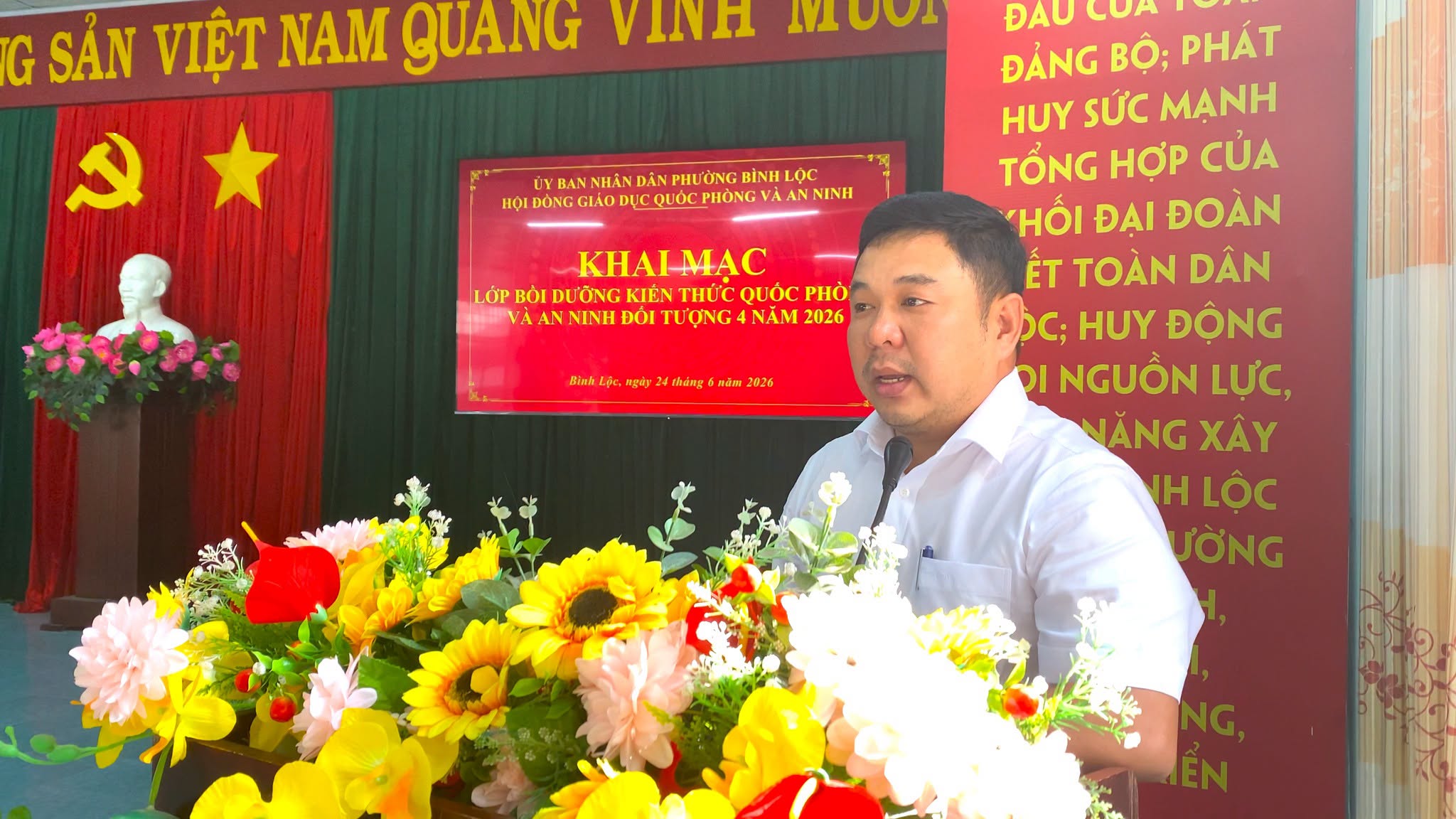 Khai giảng lớp bồi dưỡng kiến thức quốc phòng và an ninh đối tượng 4 năm 2026